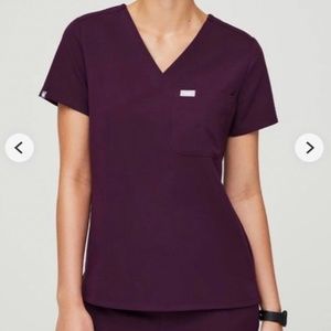 Figs DEEP PURPLE Catarina scrub top (medium)
